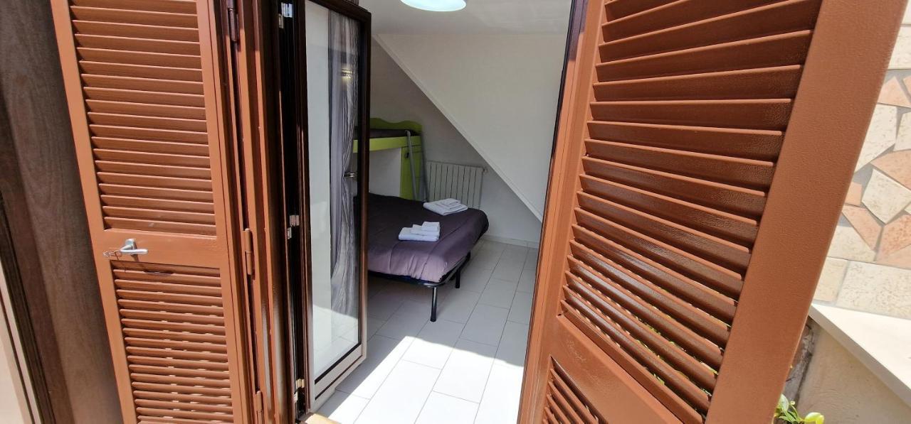 Ferienwohnung Fashion House Napoli Exterior foto